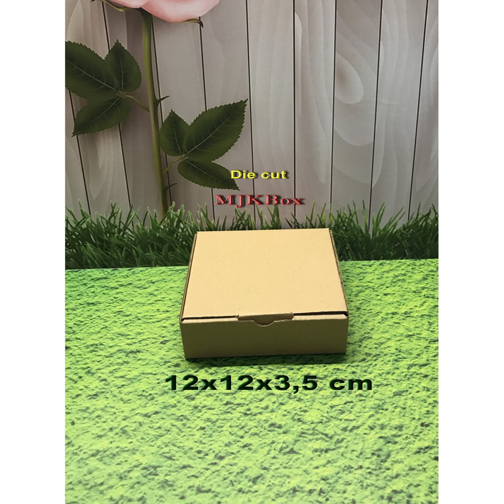 

Kardus Karton Uk, 12x12x3,5 cm...Die Cut U/packing - aksesoris - dll