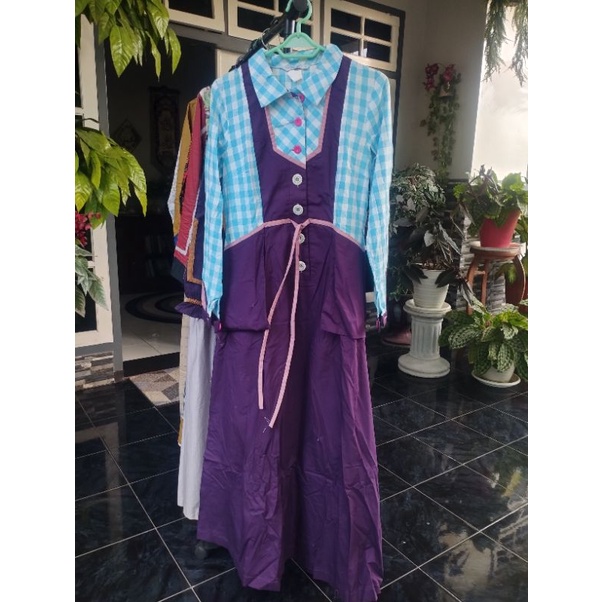 preloved simply look size s