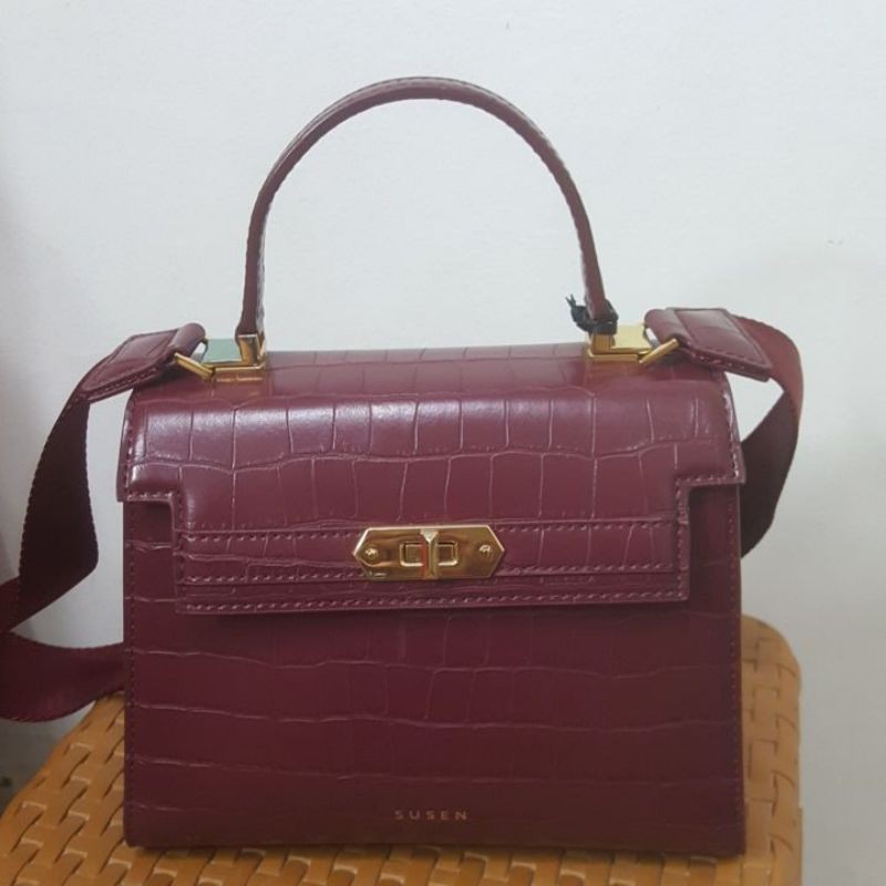 SOLD OUT Tas sling croco susen redwine 2 tali
