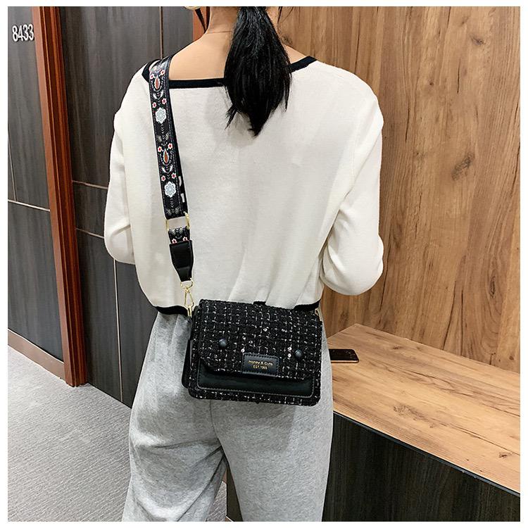 BJ15842 - BLACK/WHITE - TAS WANITA SLEMPANG MESSENGER BAG TAS WANITA FASHION IMPORT MODIS ELEGAN TERMURAH TERLARIS TERBARU BAGSTORE JAKARTA TAS BATAM ELJ5842 BQ3223 CR7573 GT1861 JT2645 LT2104