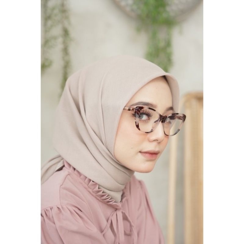 (COD) New frame kacamata fashion | kacamata minus photocromic anti radiasi | kacamata wanita | kacamata photocromic | kacamata antiradiasi | kacamata fashion | lensa minus | lensa photocromic | kacamata hitam wanita | kacamata cat eye wanita