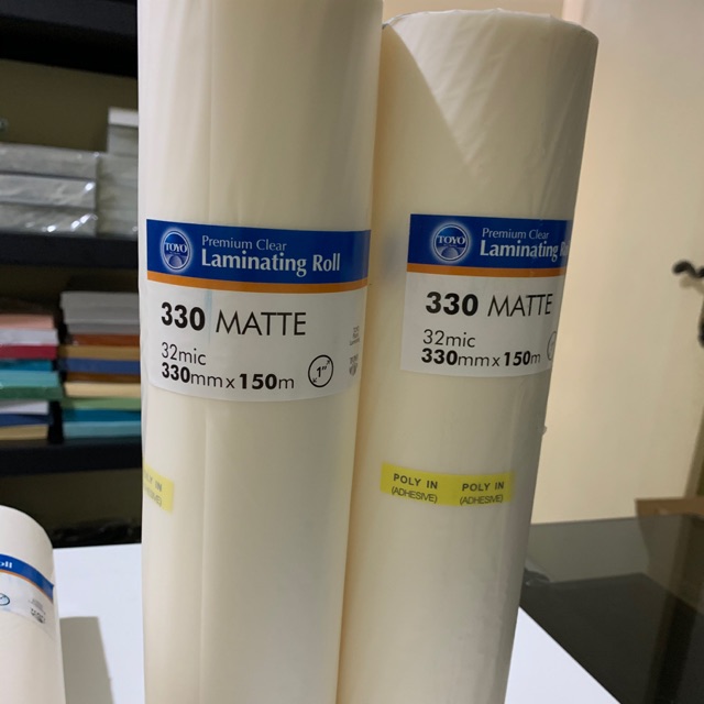 

PLASTIK LAMINATING ROLL MATTE/DOFF 330mm Tebal 32 micron