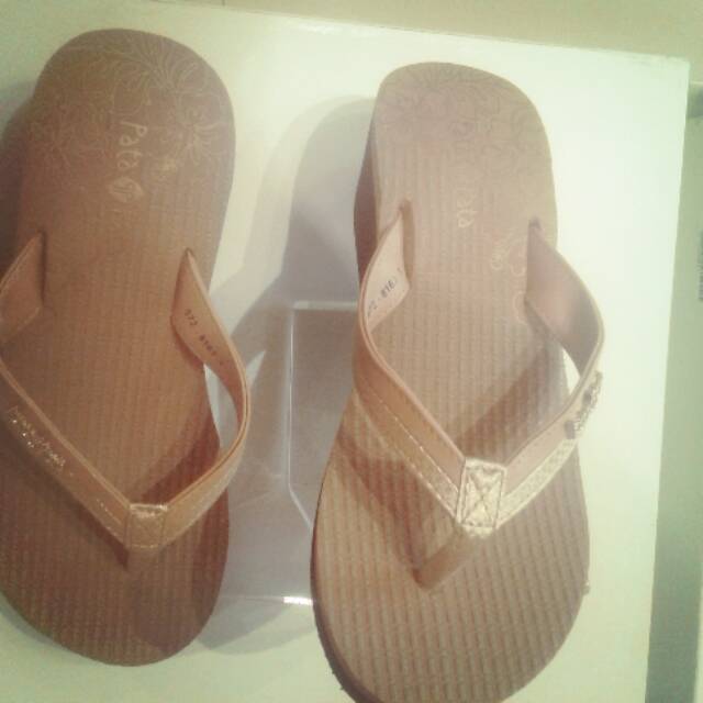 Sandal wanita wedges Bata pata-pata