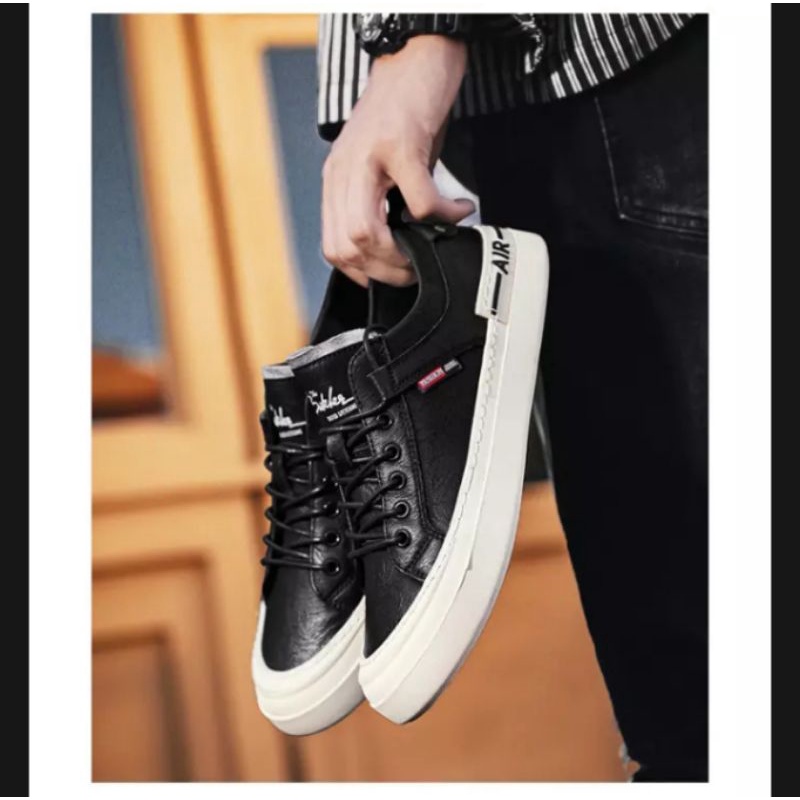 Sepatu Sneaker Pria / Sepatu Sneaker Pria Casual / Sepatu Sport Pria Import