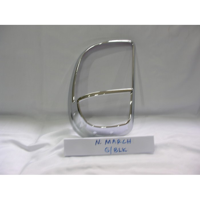 GARNISH BELAKANG NISSAN MARCH - GARNISH BELAKANG MOBIL