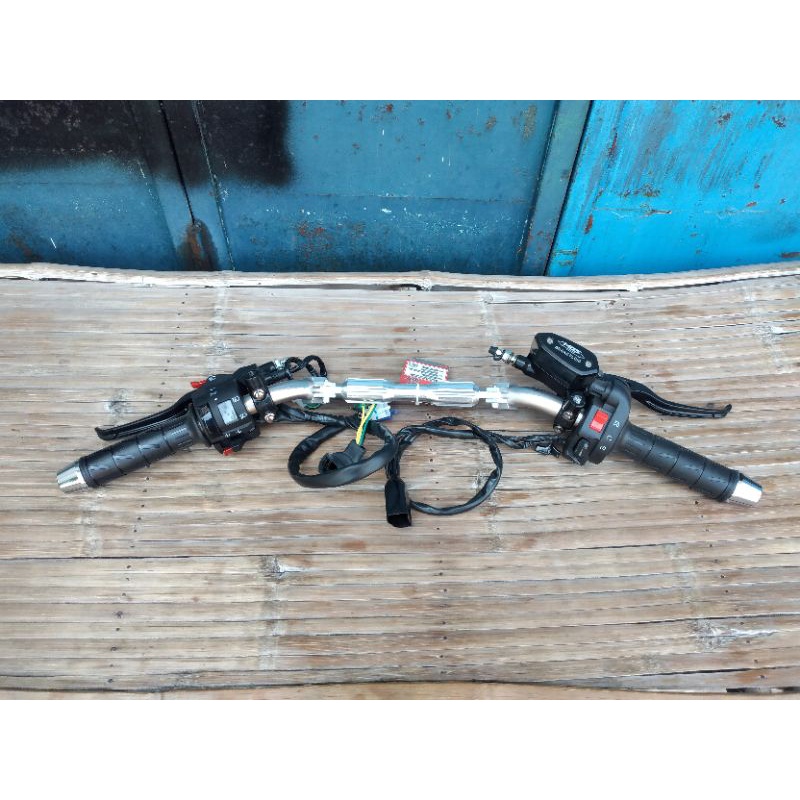 sepaket gas kontan ksr set stir day holder kiri vision old