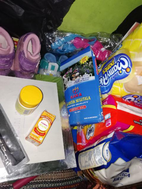 Pisau  Plastik Untuk Potong Kue Ulang Tahun