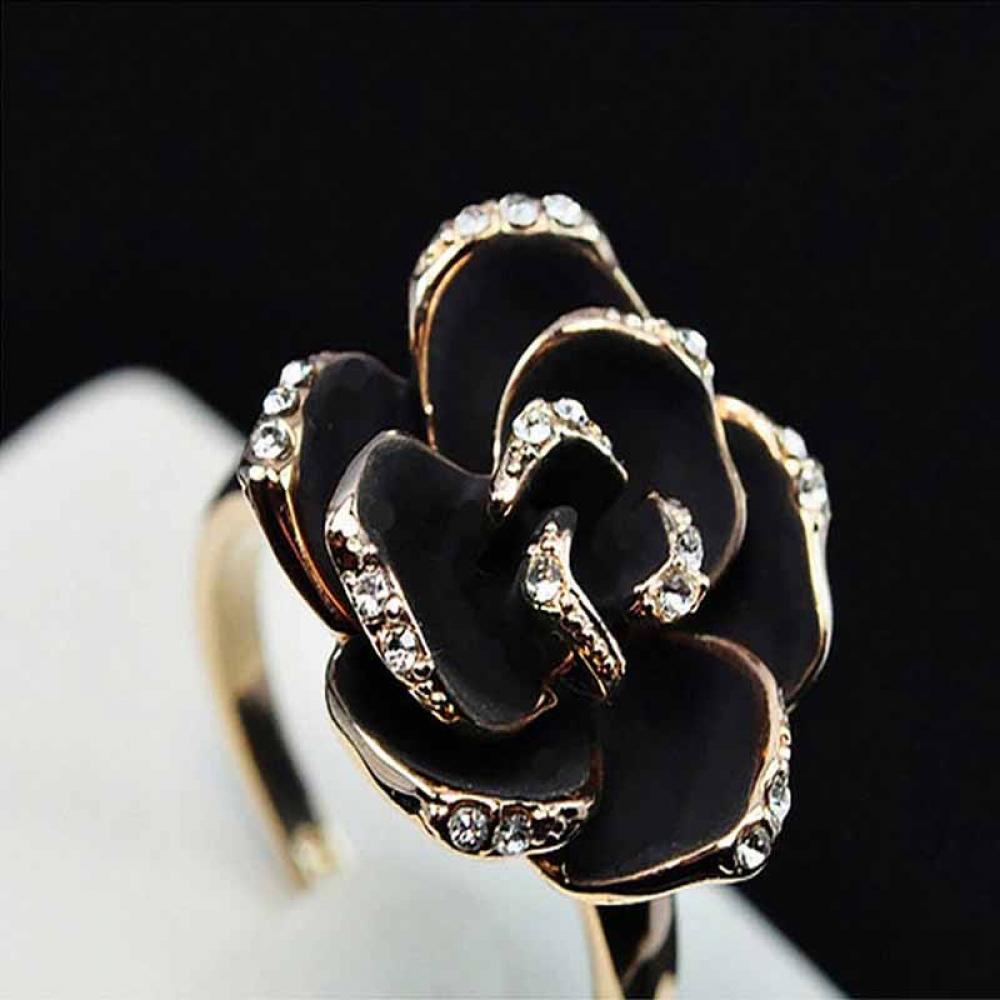 Cincin Desain Bunga Mawar Kristal Warna Hitam Emas Dapat Disesuaikan Untuk Wanita