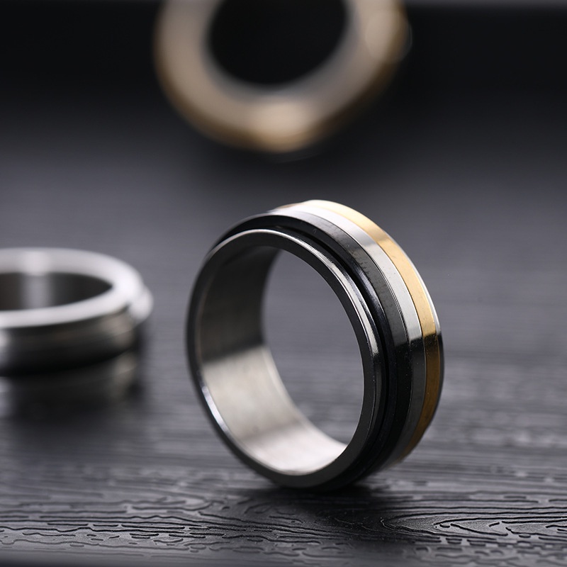 Cincin Baja Titanium Rotatable Fashion Eropa Amerika Unik High-End Trendi Tidak Luntur Anti Karat