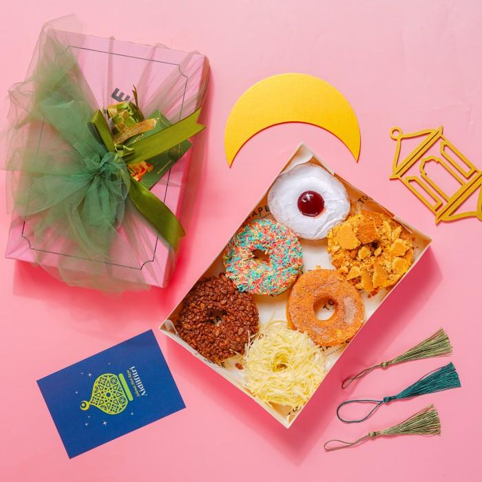 

Hampers Lebaran "Paket Berbuka A (1/2 Lusin Donat)