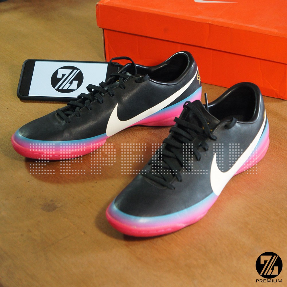 nike mercurial victory 3