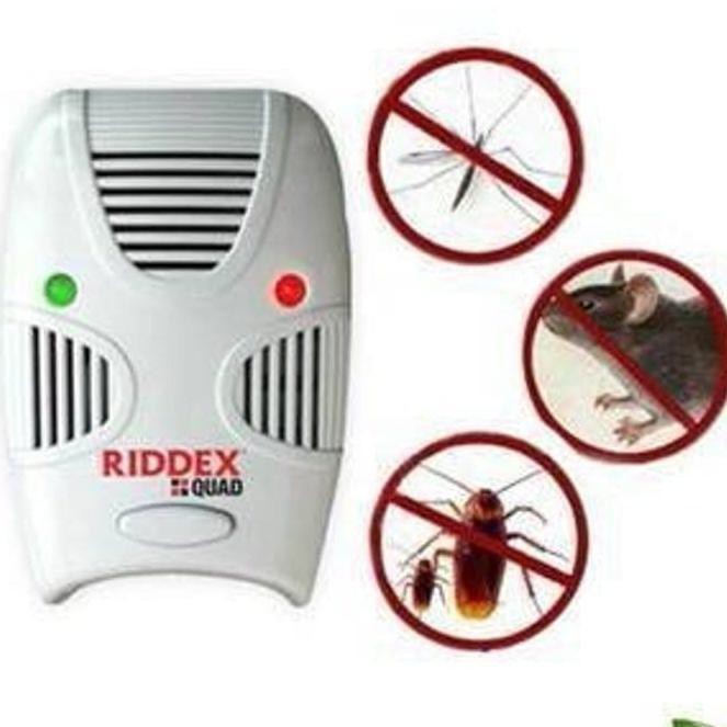 ๑<br /><br />$1<br />♫ Riddex Quad Elektrik Hijau Alat Pengusir Tikus Nyamuk Kecoa Serangga Elektriik
