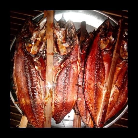 

STOK BARU! IKAN ASAP CAKALANG FUFU 1KG KWALITAS EXPORT MURAH