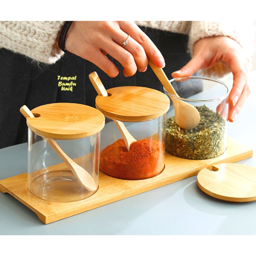 Tempat Bumbu Dapur 1 Set Isi 4 Serbaguna Garam Gula 4 in 1 Tempat Bumbu Dapur 1 Set Isi 4 Serbaguna Garam Gula 4 in 1