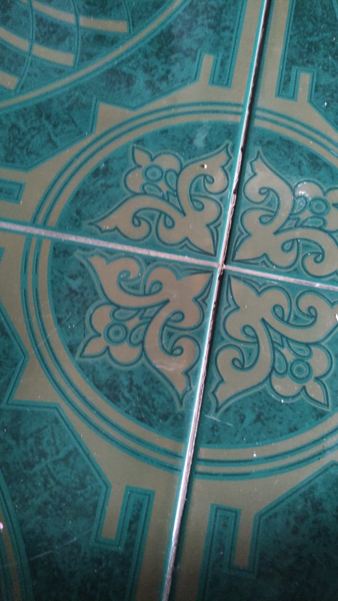 Kran Tembok Hpp Besi Model / Tiruan Onda Gagang Pendek Uk. 1/2 Dan 3/4 Murah