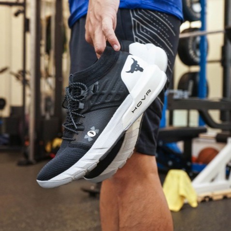 sepatu olahraga training Pria PROJECT ROCK 2