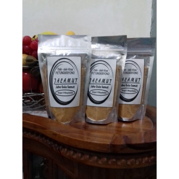 

JAHE GULA SEMUT ASLI PETUNGKRIYONO PEKALONGAN 200GR