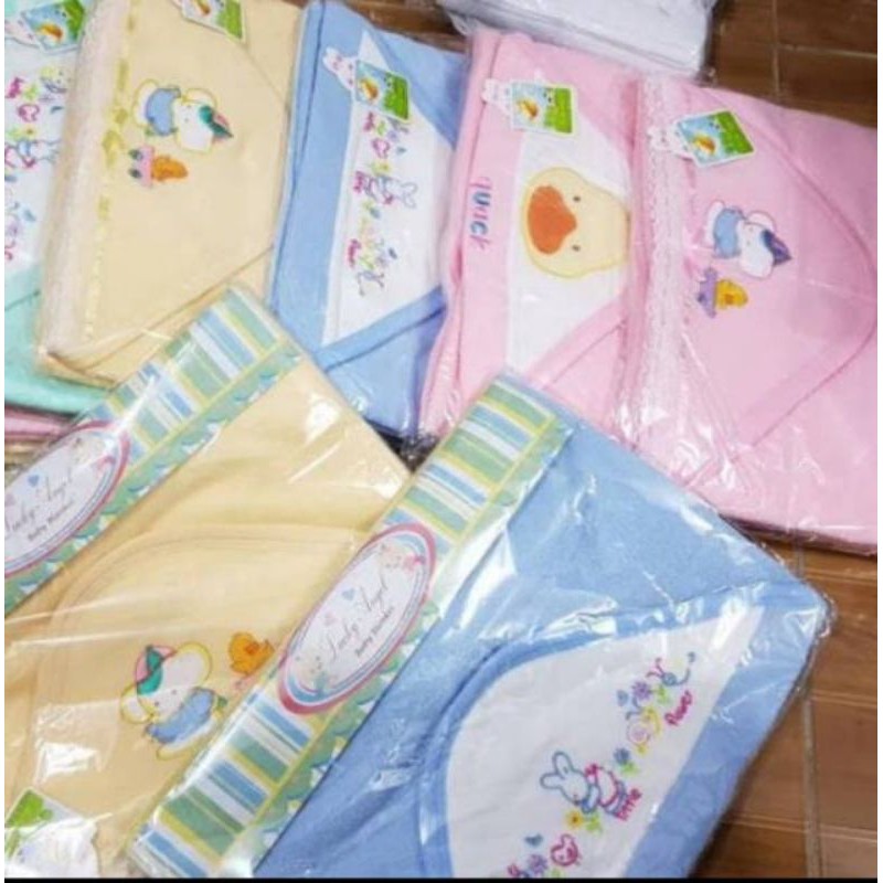 Selimut baby LUCKY ANGEL / baby blanket / selimut bayi topi / selimut baby / selimut bayi LA