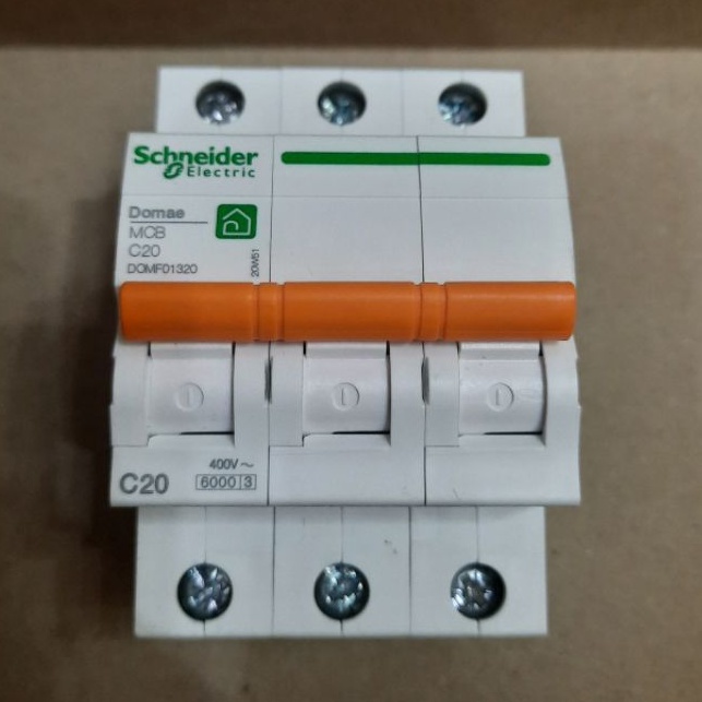 Mcb Schneider 3 phase 20a 3P Domae