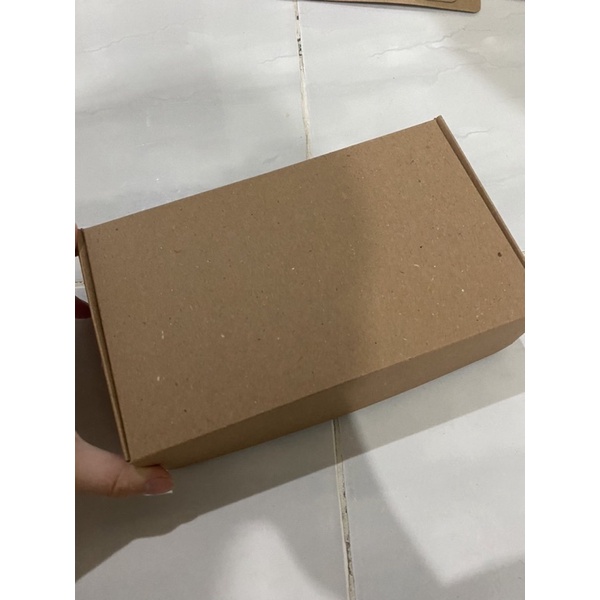 

Kotak kraft 20x12x5cm Kotak Brownies / Cake / Donat dan makanan lainnya Paper box Cake box Dus Kue