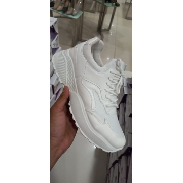 Sepatu sneakers wanita brand laviola dijamin original