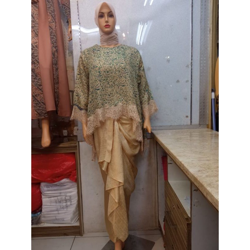 set batik jupri renda terbaru / batik viscose merah / set batik rok lilit / batik terbaru