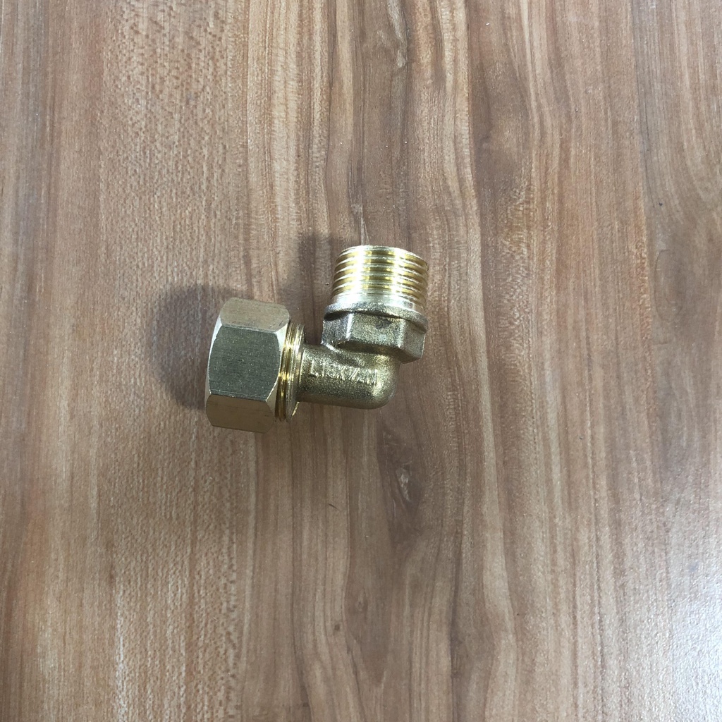 SAMBUNGAN PIPA AIR PANAS L DRAT LUAR 1/2 INCH PE