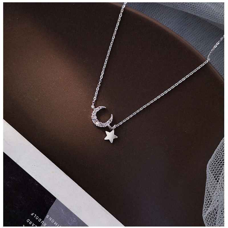 Fashion Aksesoris S925 Sterling Silver Kalung Bintang dan Bulan Desain Kepribadian Styling