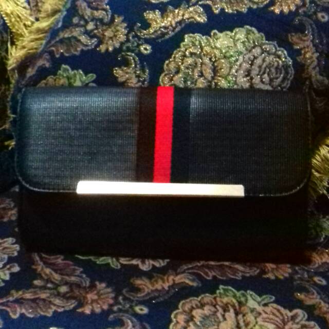 Sling bag guess original