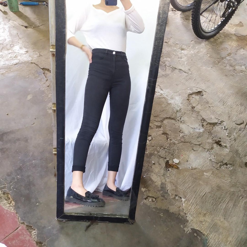 Celana Jeans Highwaist HnM H&M Hitam Black Denim Jeans