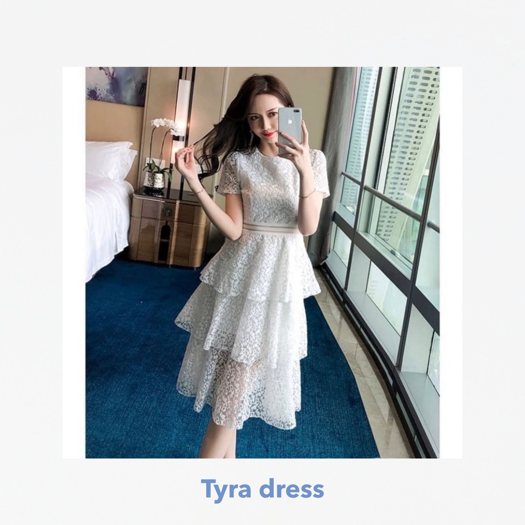 Tyra dress marun  -Thejanclothes