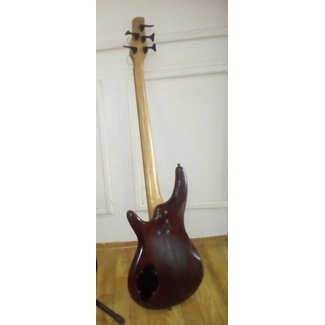 bass ibanez 5 string