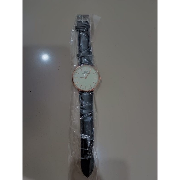 jam tangan dw pria