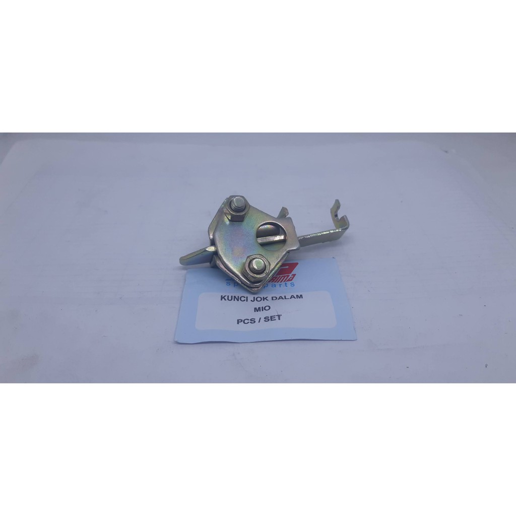 DUDUKAN ENGSEL LAWAN KUNCI JOK DALAM YAMAHA MIO Sporty Mio Garnis Mio Smile