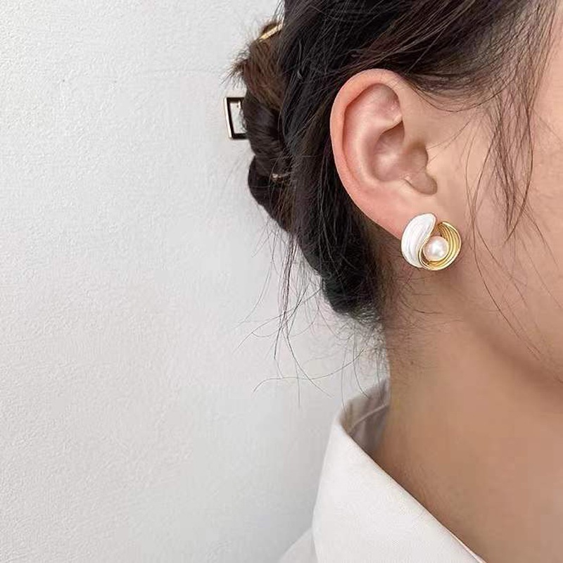 Anting Mutiara Gaya Korea