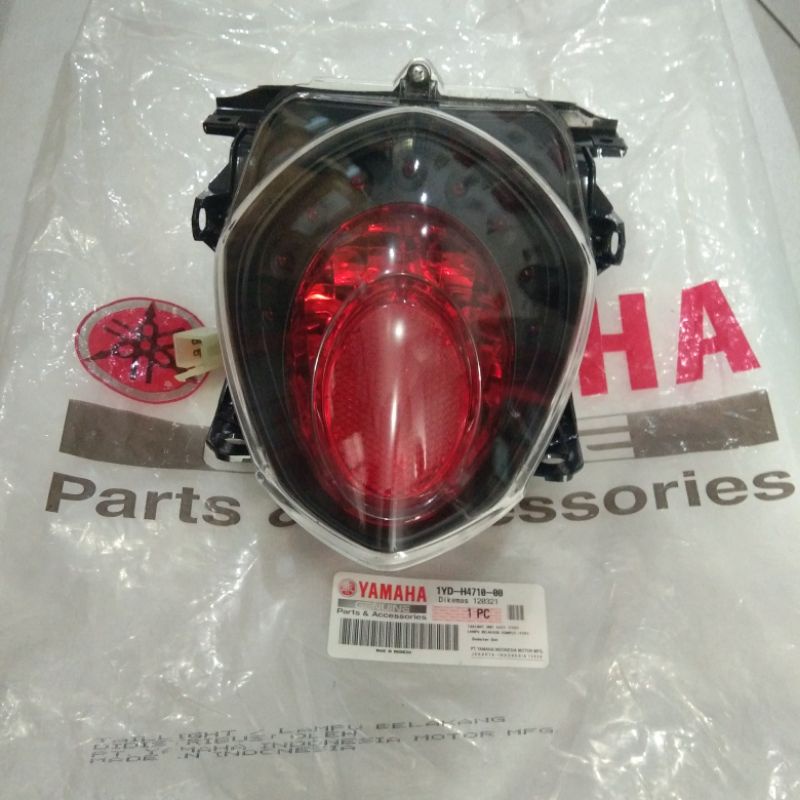 lampu belakang fino fi lampu stopan assy yamaha fino injeksi original