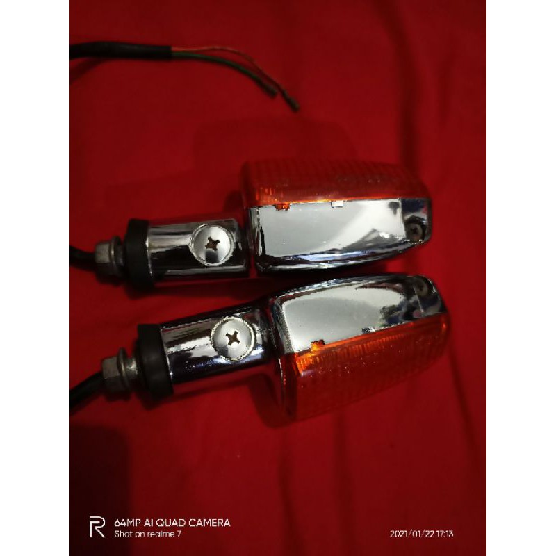 lampu sen Tiger Lama original