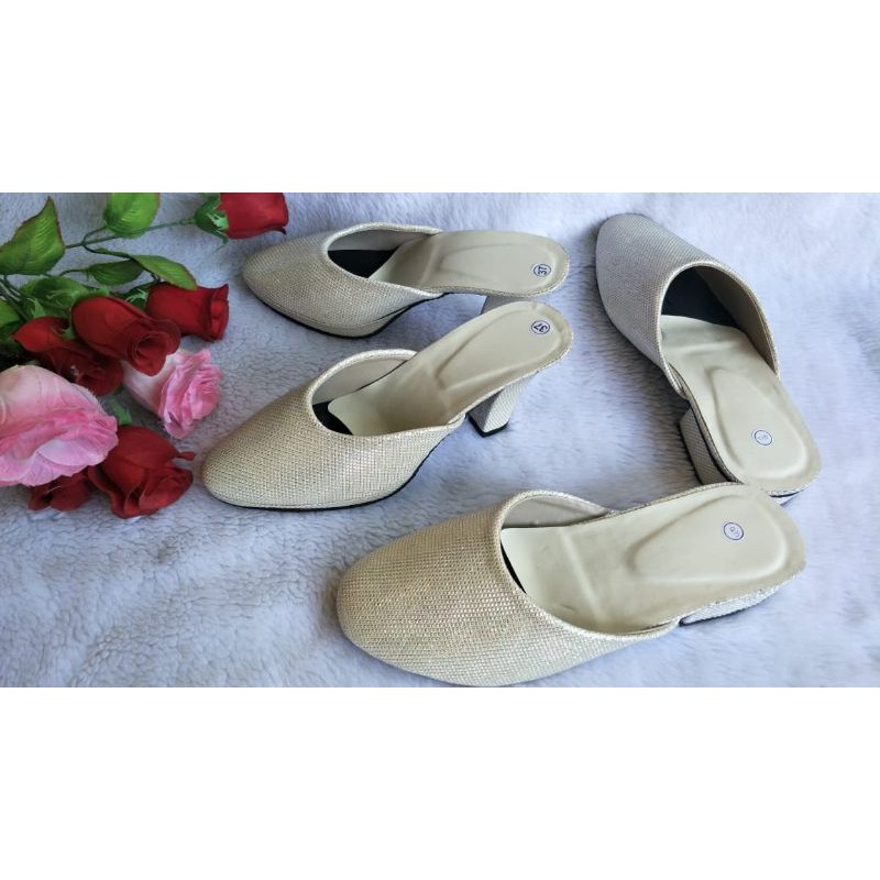 Selop Pengantin Pasangan Cowok Cewek Gliter Gold