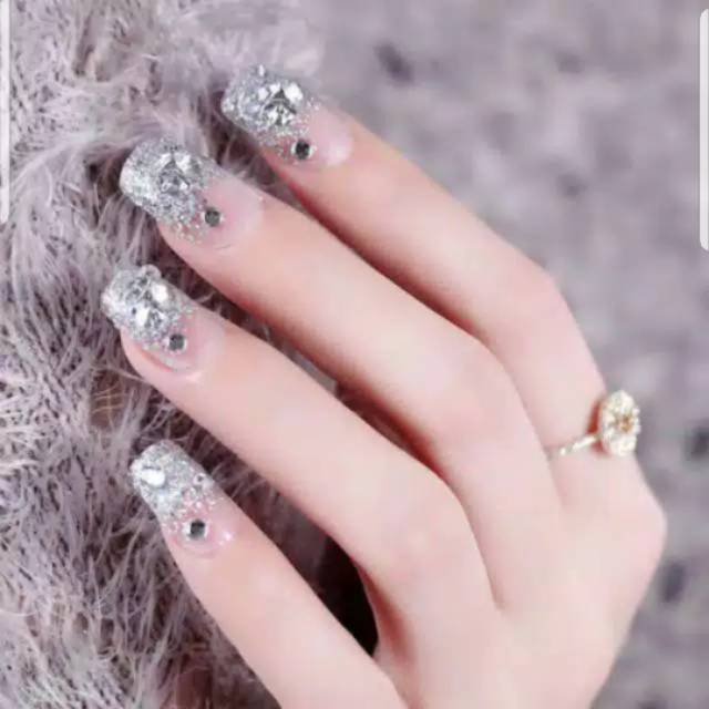 Kuku palsu 24 pcs glitter silver
