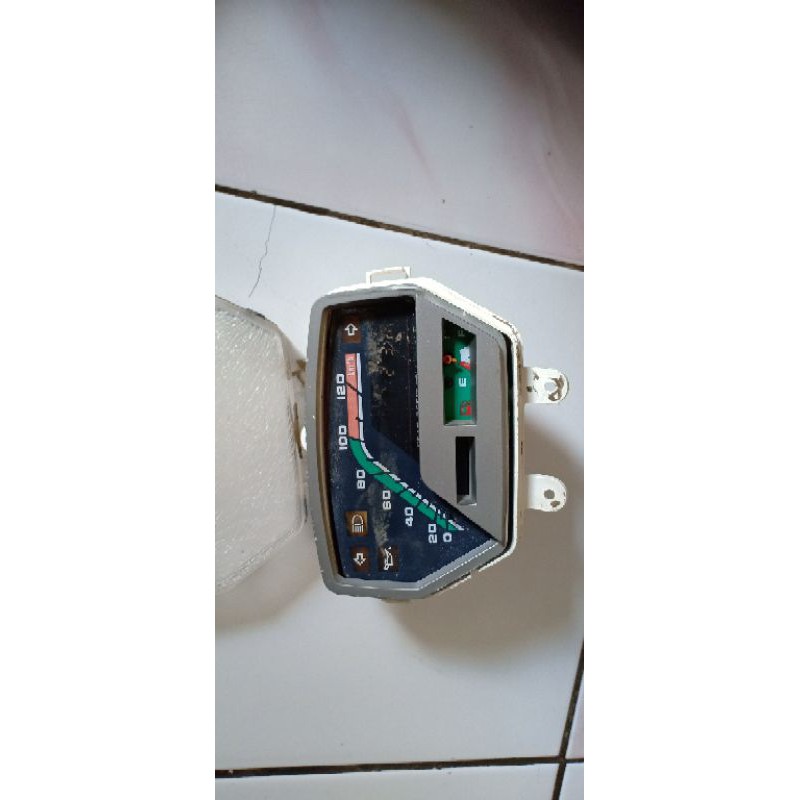 speedometer original Suzuki RC 100 BRAVO