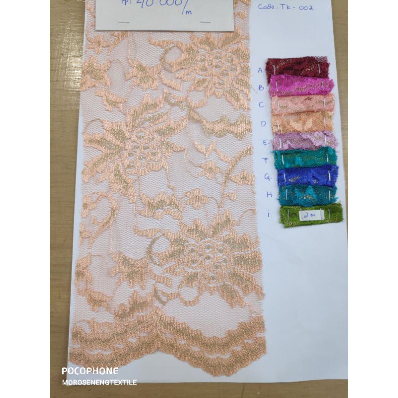 Kain Brokat Kebaya Dress Halus TK002 benang emas