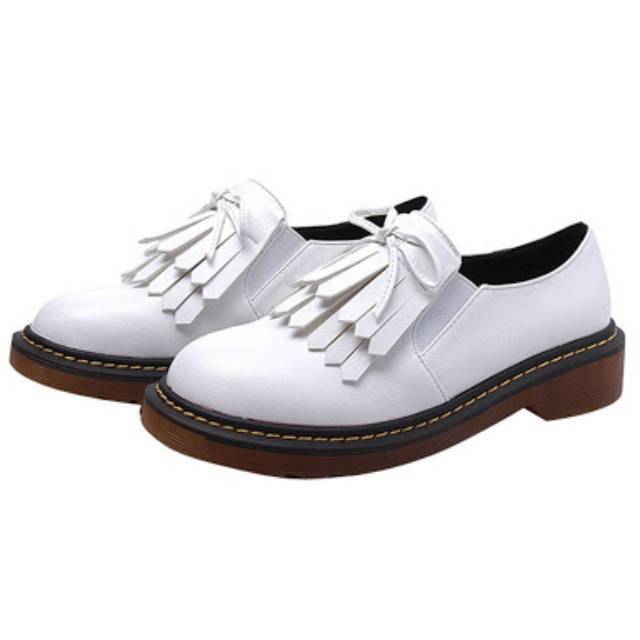 DOCMART SEPATU WANITA WHITE LADIES SNEAKERS FASHION CEWE CEWE SPORT MAROON WOMEN REALPIC GESER FOTO