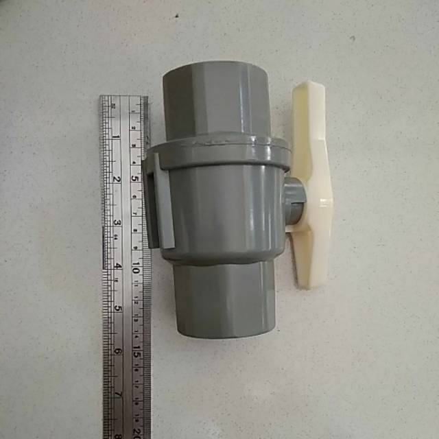 YUTA PVC BALL VALVE 1-1/4"