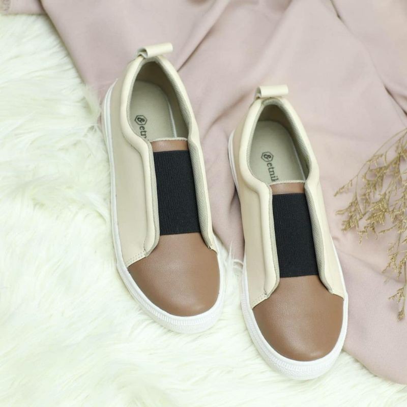 sneaker wanita slip on wanita Original Ètnikshoes Megumi Bergaransi