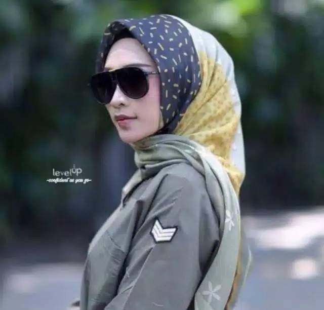 Hijab Segiempat Motif Deenay Kw Motif Level Up Green | Jilbab Segiempat Motif Terlaris