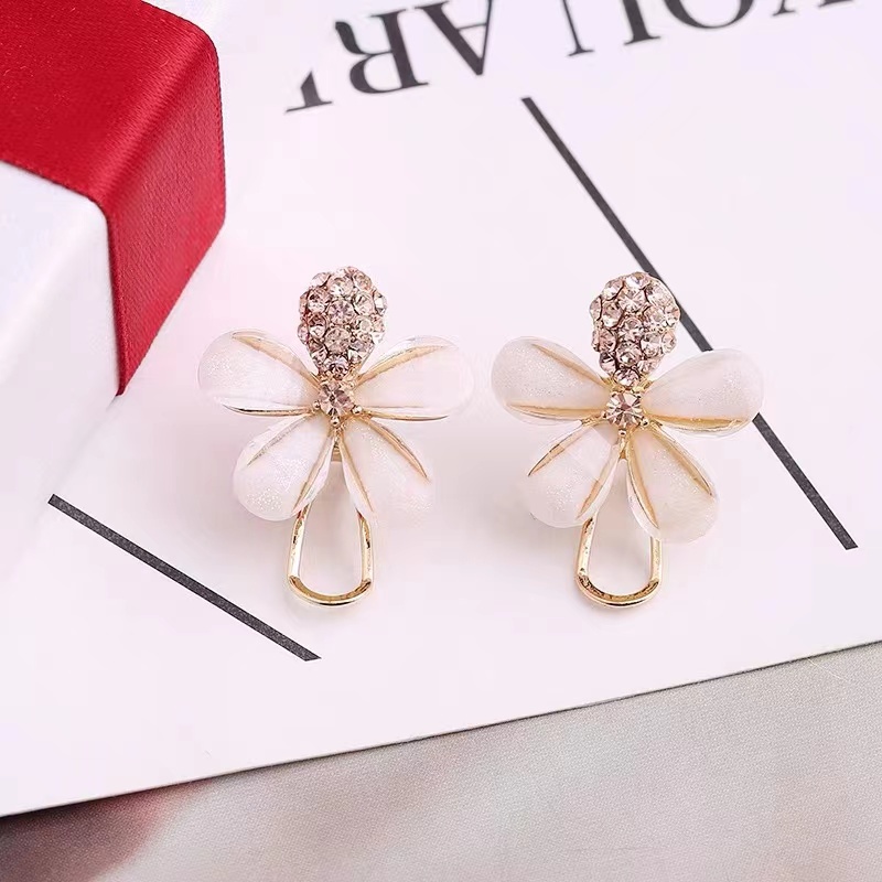 (Hello Girl)E08 Anting Wanita Model Tusuk Permata Gaya Korea Import-E08 Bunga Crystal