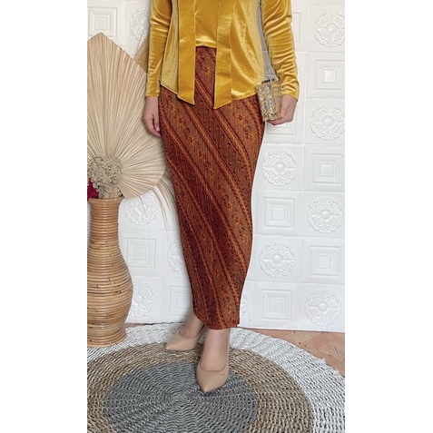 Termurah !! Rok plisket NO WIRU PRODUKSI SENDIRI. ready / rok span / rok plisket / rok batik / rok kondangan-Parang coklat marun