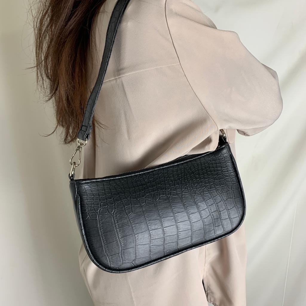 Croco Baguette Bag / Vintage Bag / Shoulder Bag / Croco Bag