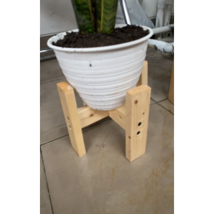 Standing Pot Kayu Jati Belanda Ukuran Diameter 15 x Tinggi Standing Pot Kayu Jati Belanda Ukuran Diameter 15 x Tinggi