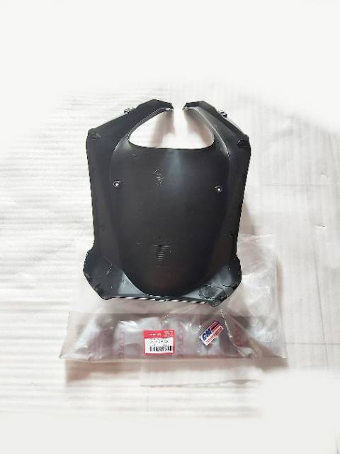 Cover front lower  paru paru  tebeng penahan lumpur beat fi 2012-2016 asli HONDA AHM 6430B-K25-900